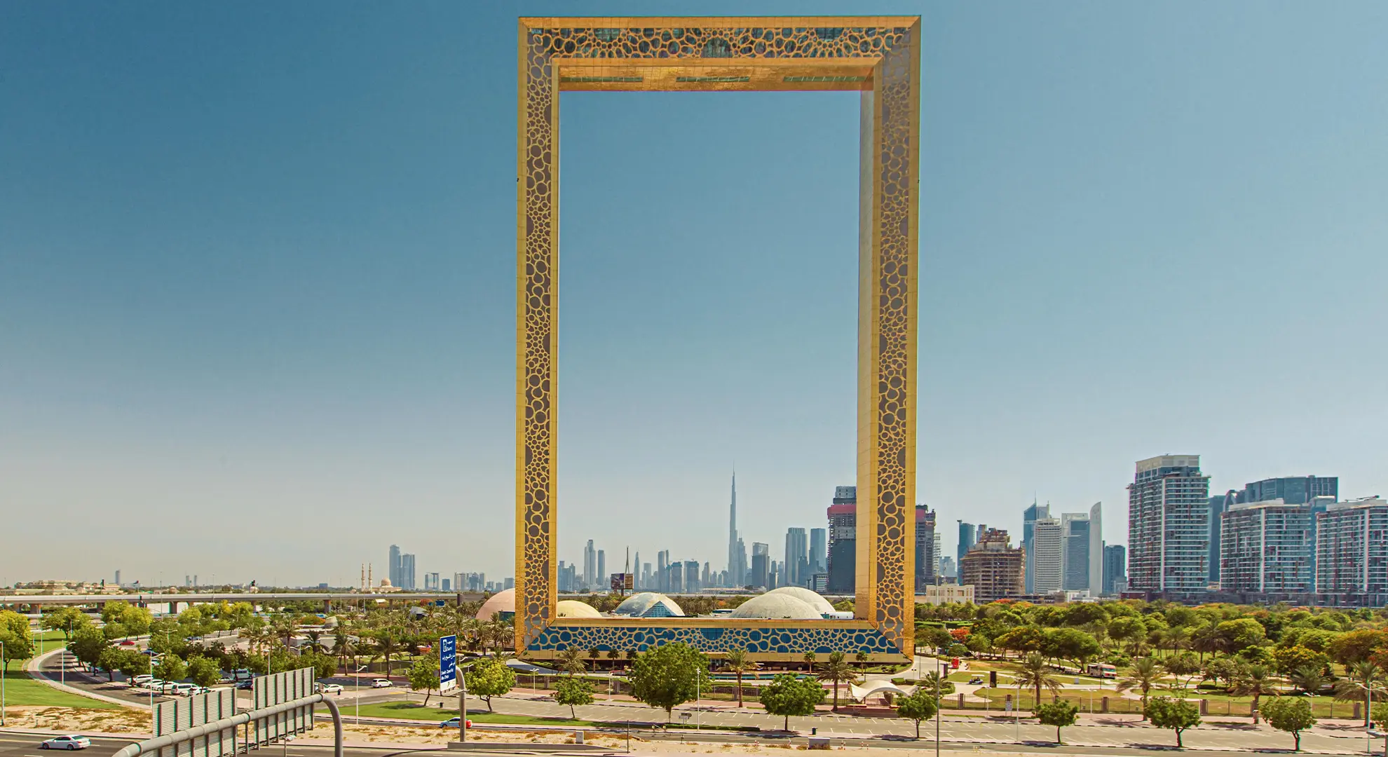 Dubai Frame: A Portal Between the Old and New